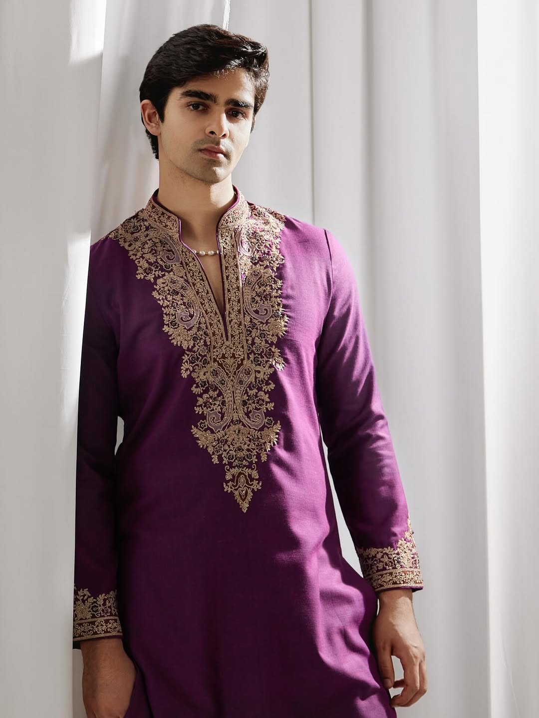 The Royal Purple Embroidered Kurta Set  3